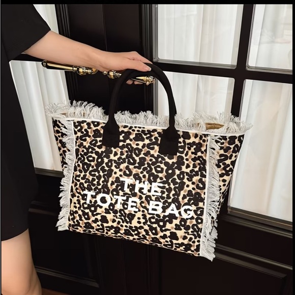 Leopard Print Tote Bag with Fringe - Picture 9 of 10